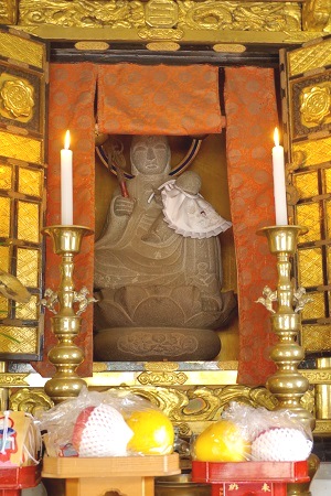 日限子育地蔵尊
